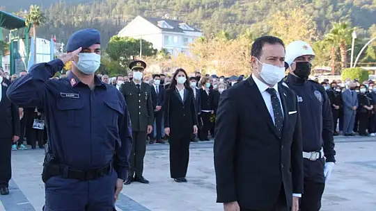 Fethiye'de Atatürk saygı ile anıldı