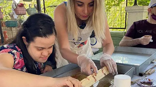 Kısa Mola Merkezlerinde engelli bireyler gönüllerince eğlendi