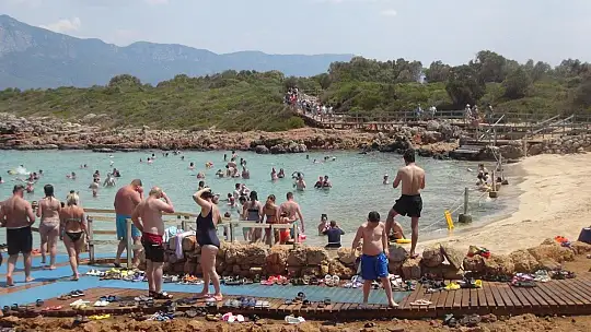 Kleopatra Adasına ziyaretçi akını