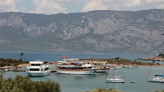 Kleopatra Adasına ziyaretçi akını