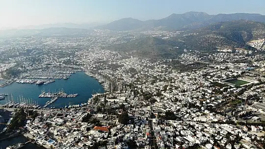 Koca sahil Ksenia'ya kaldı