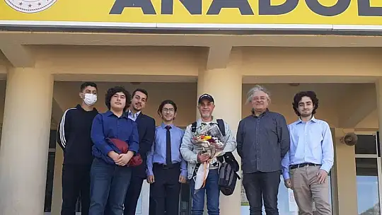 Köyceğiz Anadolu Lisesi'nde sanal zeka konulu bilim söyleşisi yapıldı