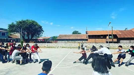 Köyceğiz Beyobası İlkokulu'nda Hıdırellez şenliği coşkusu