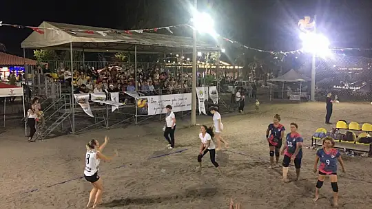 KÖYCEĞİZ'DE 'EVİNİN SULTANLARI' BİR İLKİ GERÇEKLEŞTİRDİ