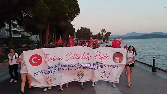 KÖYCEĞİZ'DE 'EVİNİN SULTANLARI' BİR İLKİ GERÇEKLEŞTİRDİ