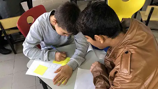 KÖYCEĞİZ'DE 'TASARIM ODAKLI DÜŞÜNME' ATÖLYE ÇALIŞMALARI SÜRÜYOR