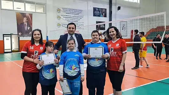 Köyceğiz'de +1 voleybol farkındalık turnuvası