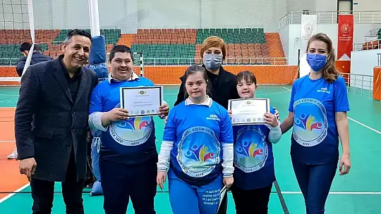 Köyceğiz'de +1 voleybol farkındalık turnuvası