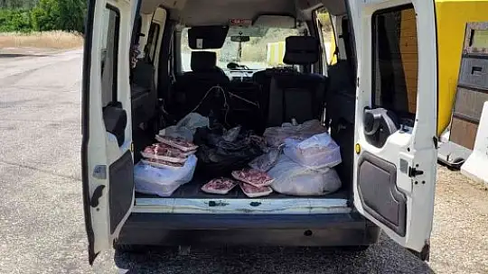 KÖYCEĞİZ'DE 300 kilo kaçak et ele geçirildi