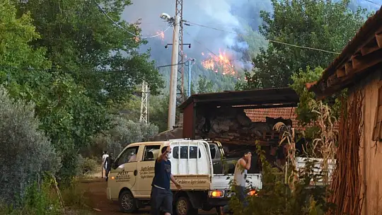 Köyceğiz'de 5 mahalle tahliye edildi