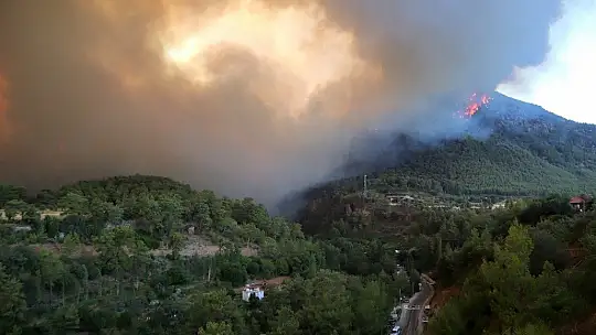 Köyceğiz'de 5 mahalle tahliye edildi