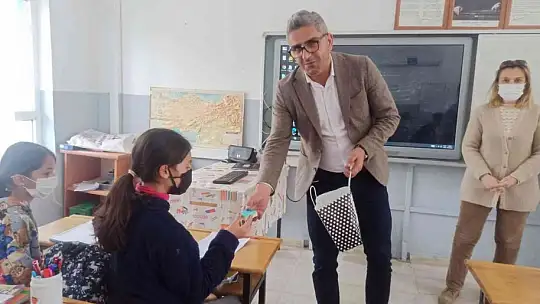 Köyceğiz'de atık yağ getiren öğrenciler sabunlara kavuştu