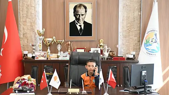 Köyceğiz'de Başkan Ceylan'ın koltuğuna Bekir Dalaman oturdu