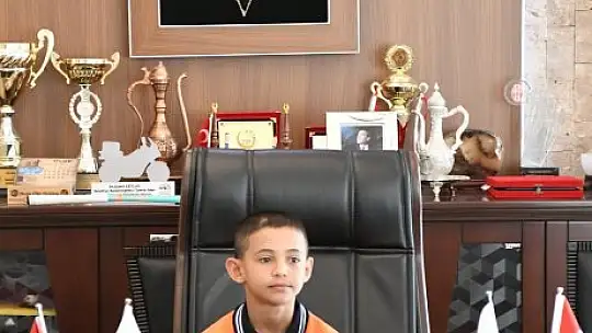 Köyceğiz'de Başkan Ceylan'ın koltuğuna Bekir Dalaman oturdu