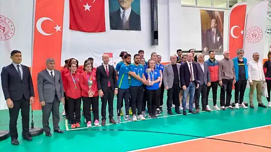 Köyceğiz'de Crossmınton Ünilig Türkiye Şampiyonası sona erdi