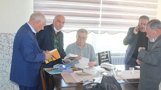 Köyceğiz'de eğitimci yazarlar bir araya geldi