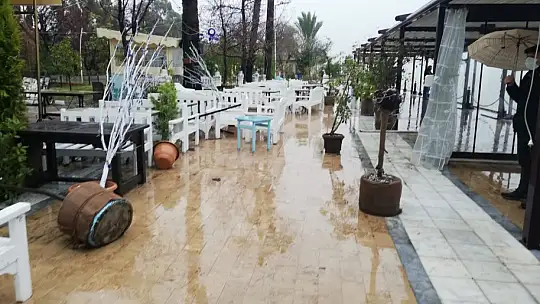 Köyceğiz'de fırtına etkili oldu