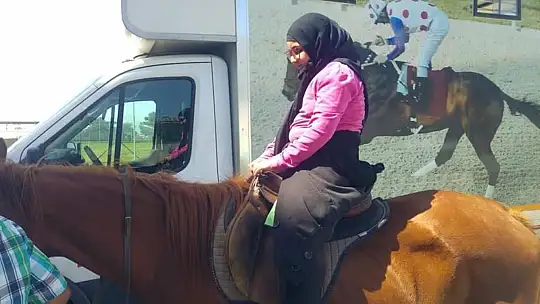 KÖYCEĞİZ'DE ÖĞRENCİLER GELENEKSEL SPOR OYUNLARI İLE TANIŞTI