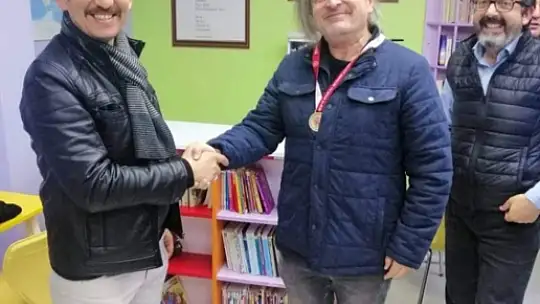 KÖYCEĞİZ'DE ÖĞRETMENLER SATRANÇ TURNUVASINDA MÜCADELE ETTİ