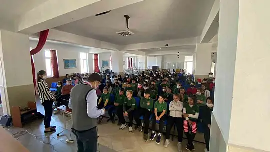 Köyceğiz'de tabiat konulu eğitim verildi
