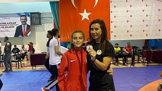 Köyceğiz'e 2 madalya birden kazandırdılar