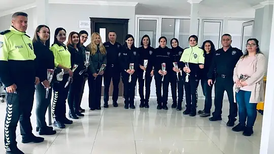 Köyceğiz İlçe Emniyet Müdürlüğünden kadın personele kahvaltı sürprizi