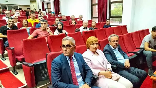 Köyceğiz Mesleki ve Teknik Anadolu Lisesi'nden yılsonu gösterisi