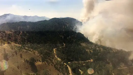 Köyceğiz yangını Denizli sınırına dayandı
