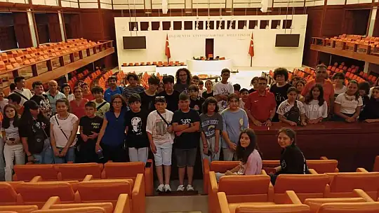 Köyceğiz Yunus Emre Ortaokulu öğretmen ve öğrencilerinden Ankara gezisi