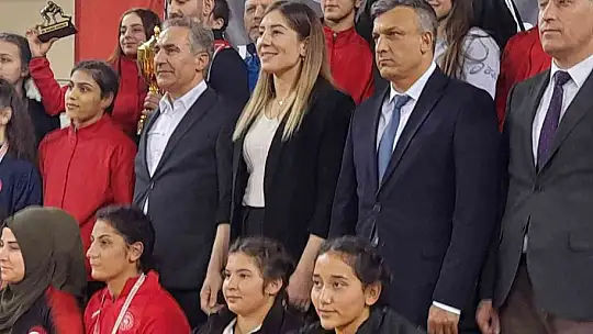 Köyceğizli Sevgi Keser, U17 Kadınlar Güreş Şampiyonası'nda üçüncü oldu