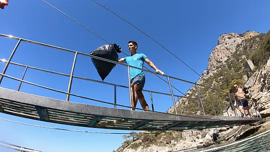 Koylarda temizlik yaptılar