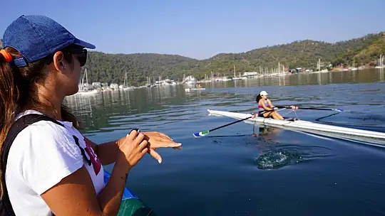 Karaca, Belediyespor Kürek Takımı'nı ziyaret etti