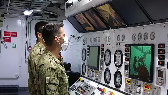 Kurtaran-21 tatbikatı nefes kesiyor