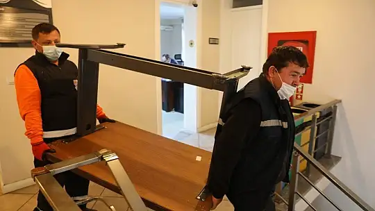 Marmaris Belediyesi hizmet binası boşaltıldı