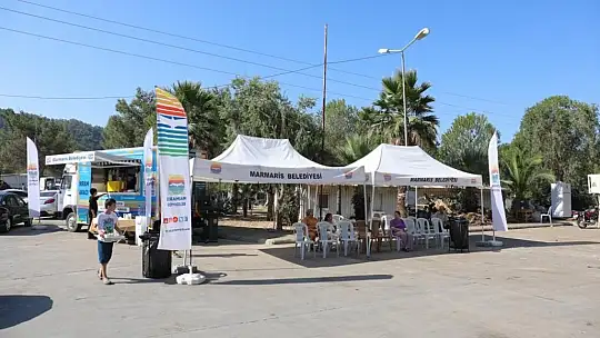 Marmaris Belediyesi, kurban kesim alanlarında ikram noktası oluşturdu