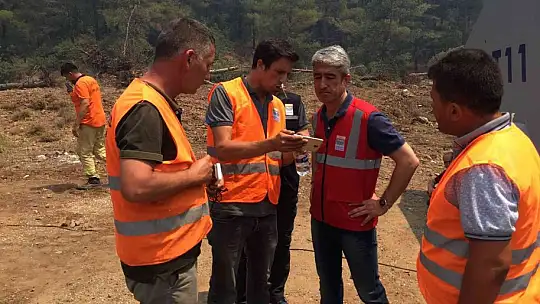 Marmaris Belediyesi yangında var gücü ile sahada