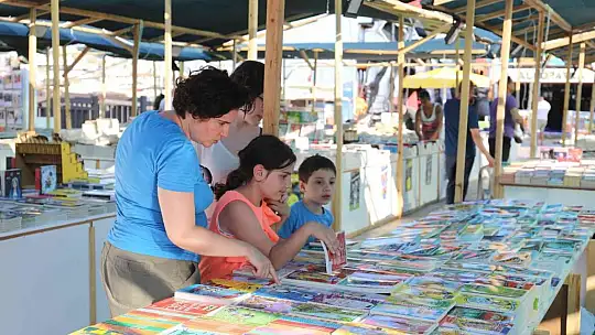 Marmaris ikinci kitap günleri başladı