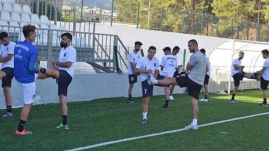 MARMARİS'İN GENÇ MARTILARI SAHAYA ÇIKTI