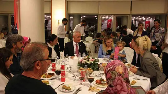 Marmaris Kaymakamlığı Şehit aileleri ve gazilere iftar programı düzenledi