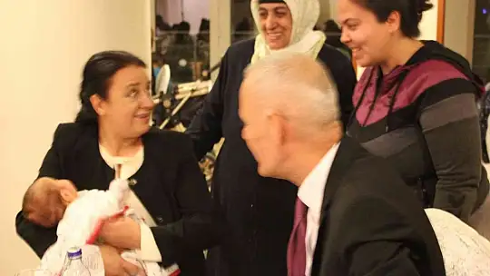 Marmaris Kaymakamlığı, yardımlaşma vakfına kayıtlı vatandaşlara iftar programı düzenledi