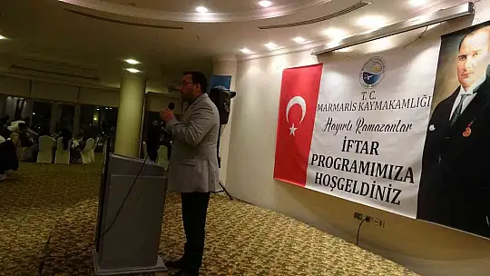 Marmaris Kaymakamlığı, yardımlaşma vakfına kayıtlı vatandaşlara iftar programı düzenledi