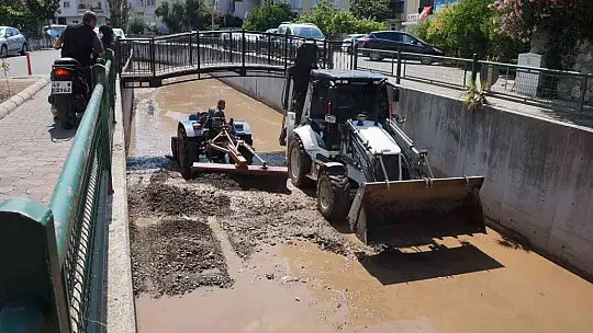 Marmaris Maksim dere yatağında çalımalar sürüyor