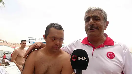 Marmaris rekortmen ve şampiyon yüzücüleri ağırladı