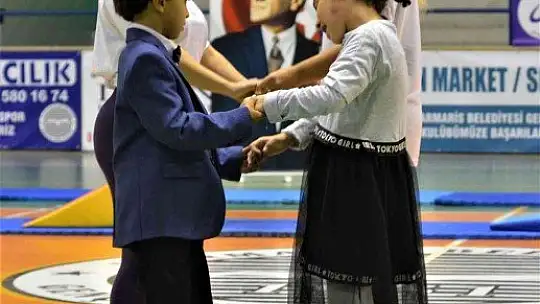 Marmaris'te 03 Aralık Dünya Engelliler Günü'nde renkli görüntüler oluştu