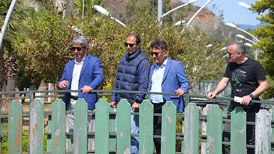 Marmaris'te 200 kamyon balçık çıkarıldı