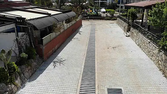 Marmaris'te 200 kamyon balçık çıkarıldı