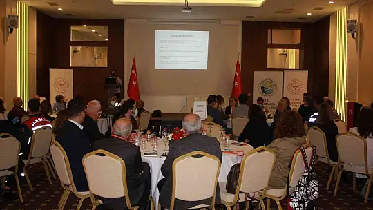 Marmaris'te bağımlılık ile mücadele çalıştayı başladı