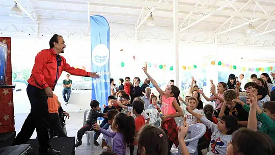 Marmaris'te çocuklar gönüllerince eğlendi