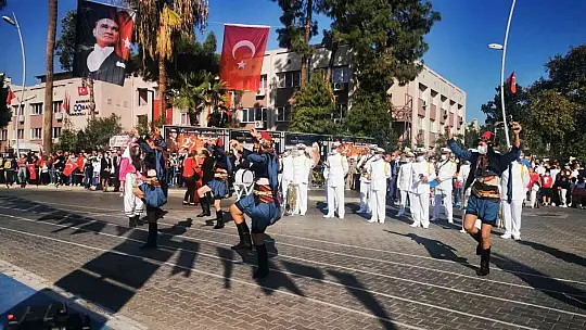 Marmaris'te Cumhuriyet Bayramı coşkusu törenler ile başladı
