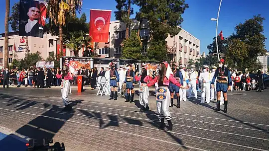 Marmaris'te Cumhuriyet Bayramı coşkusu törenler ile başladı